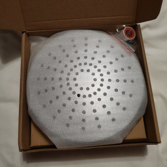 8" Rainfall Showerhead - Picture 1 of 2